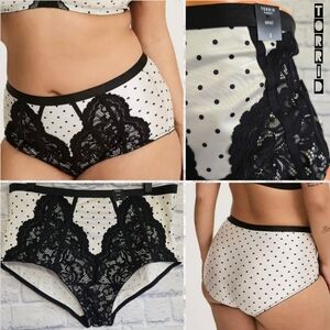 Torrid Polka Dot Lace Detail Cream and Black Brief Panty New Plus Size 2X